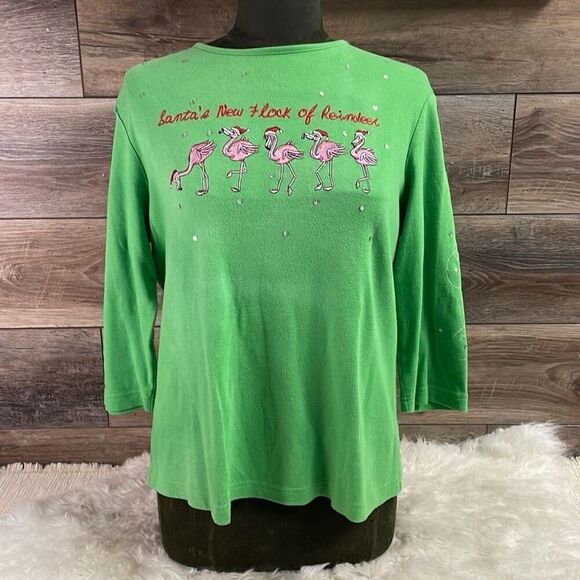 CB CASUAL Women’s Embroidered Flamingo Santa Hats Holiday Christmas Top Size Med - Picture 1 of 6